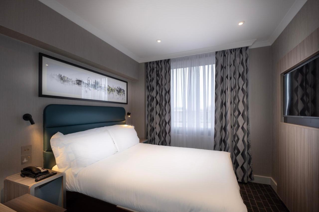 Thumbnail image of Royal National Hotel