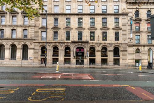 Thumbnail image of Manchester Portland By Sunday