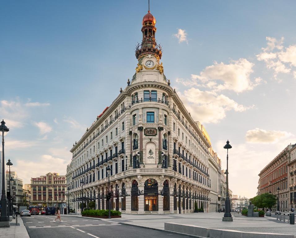 Thumbnail image of Uspecificeret 3 -stjernet hotel i Madrid